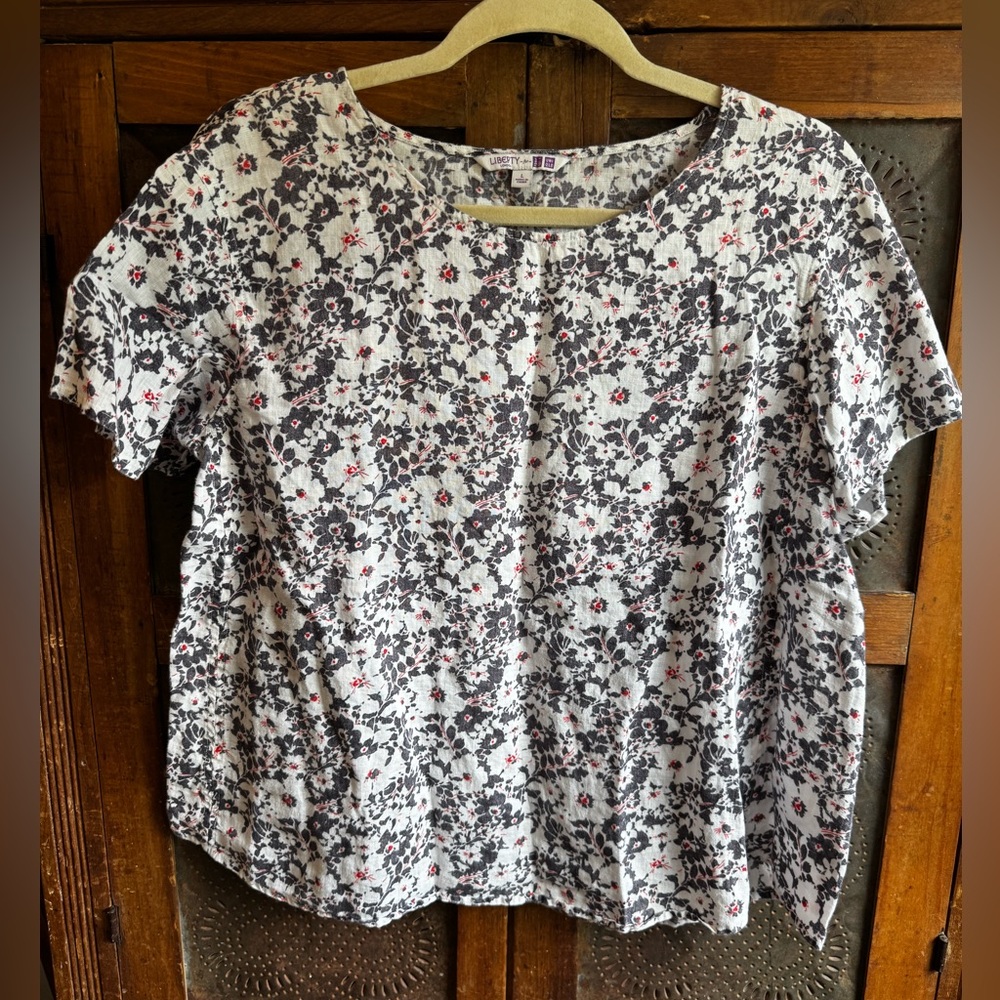 Liberty of London x Uniqlo Linen Top